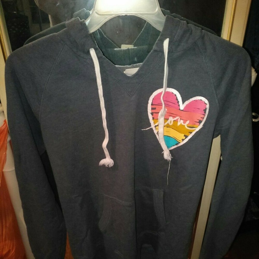 NWOT Mossimo Love Hoodie SZ XL